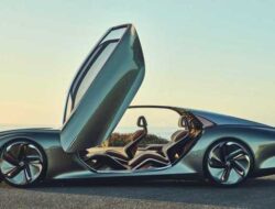 Future Luxury Cars 2025 A Glimpse into the Future of Luxury Automotive Design